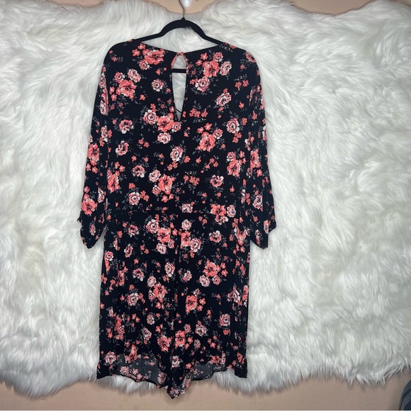 Torrid Black/Pink Long Sleeve Floral Dress Size 3 - Picture 2 of 4